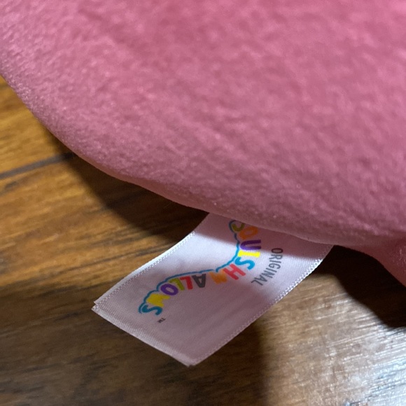 BRAND NEW SQUISH-MALLOW NAMED INDIEMAE 8”. YEAR 2023. NWT. SMOKE FREE HOME. - Picture 8 of 8